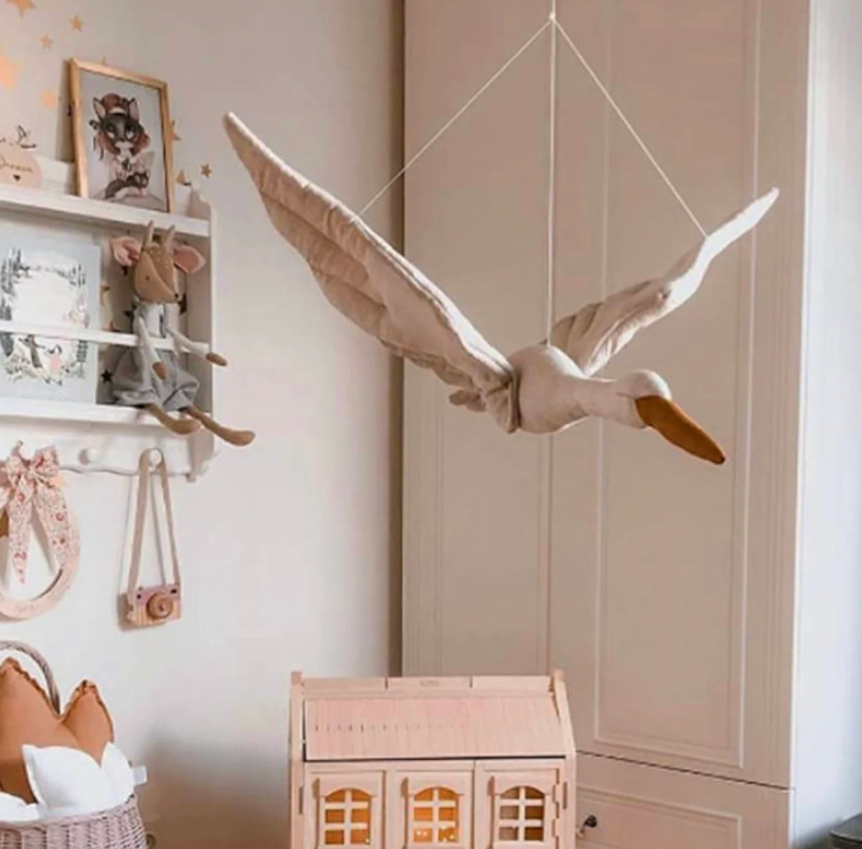 Flying Swan Soft bed Boho Mobile