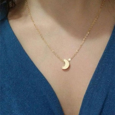 Moon Pendant Necklace - Oneposh