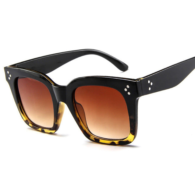 Tova Square Sunglasses - Oneposh
